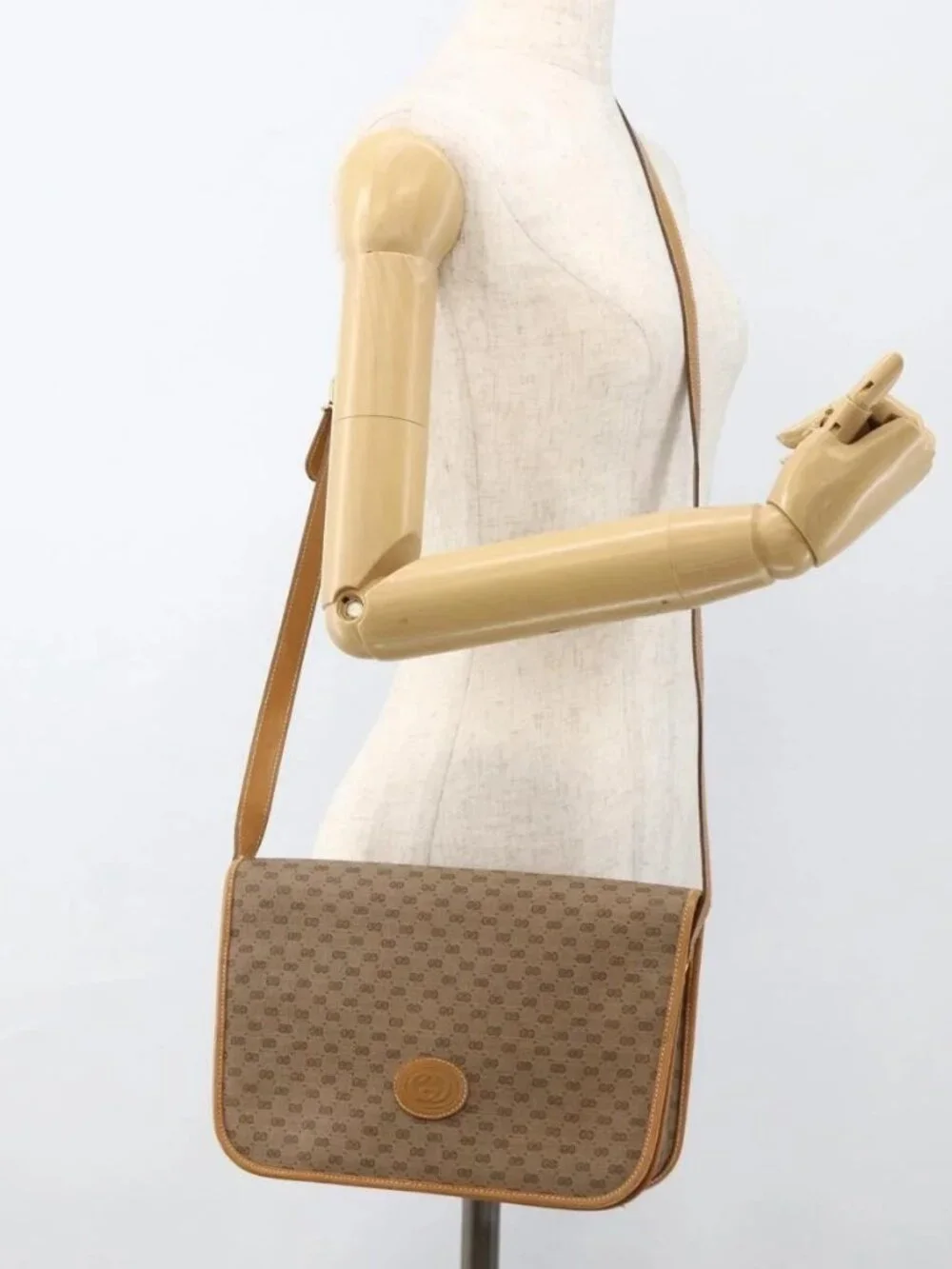 GUCCI Micro GG Supreme Shoulder Bag PVC Beige Gold 001 904 0915 Auth ka3456